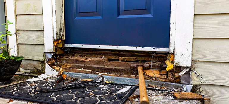 Broken Door Jamb Repair in Apopka, FL