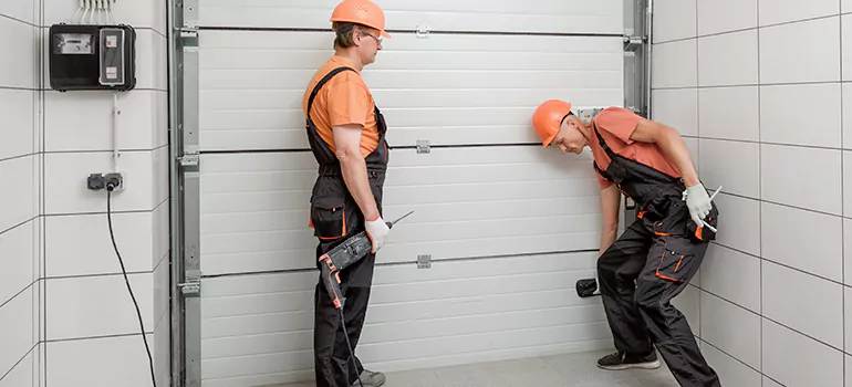 Secure Garage Door Repair in Apopka, FL